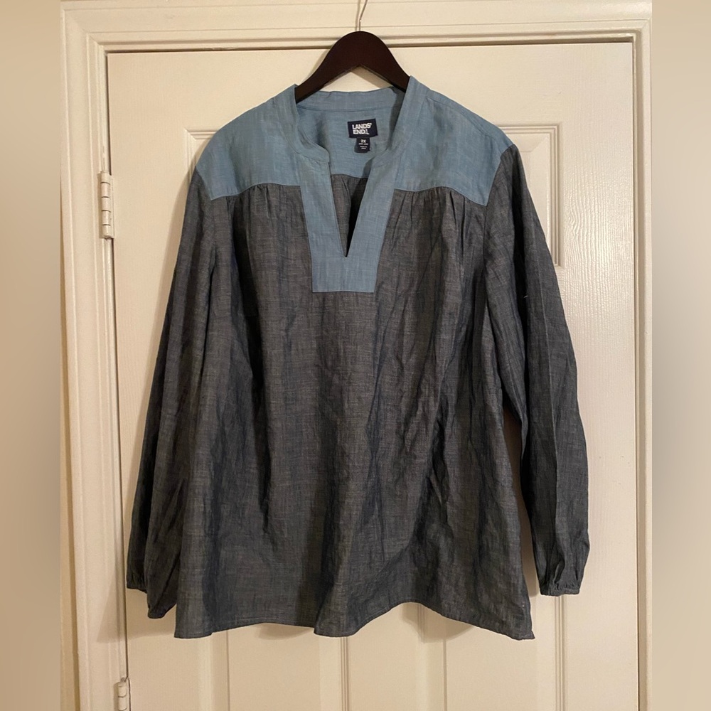 Lands End Women’s Pullover Top. 2X. Plus. Long/Elastic Sleeve. NWOT. V-Neck.